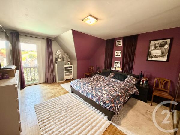 Maison à vendre  7 pièces - 180 m 2   LE THILLAY  - 95