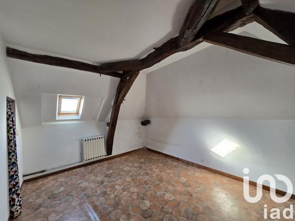 Maison à vendre 8 pièces 216 m² Saint-Barthélemy-d'Anjou