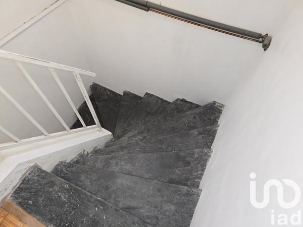 Maison à vendre 8 pièces 216 m² Saint-Barthélemy-d'Anjou