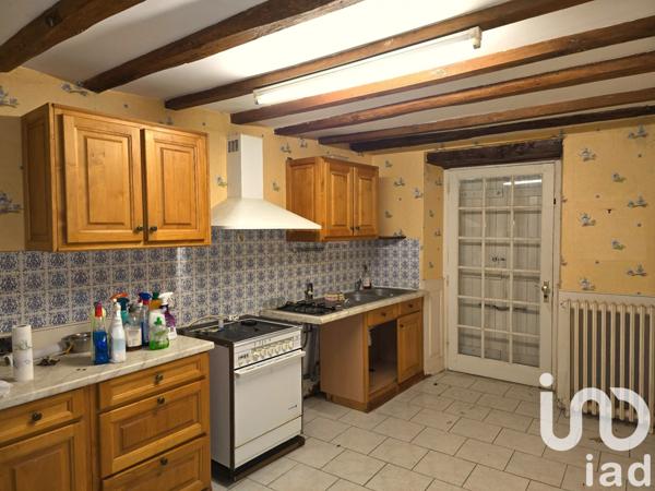 Maison à vendre 8 pièces 216 m² Saint-Barthélemy-d'Anjou