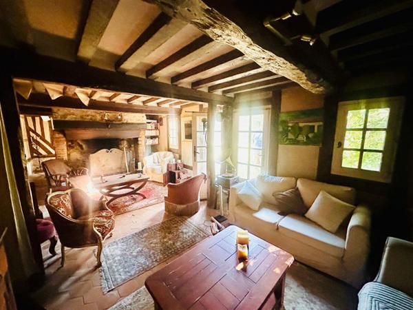 Longère Normande en colombage, sur grand terrain de 5154m²