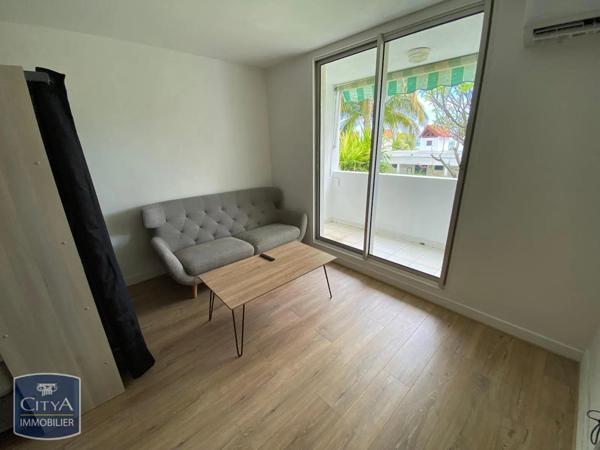 Appartement à louer 1 pièce 25m²