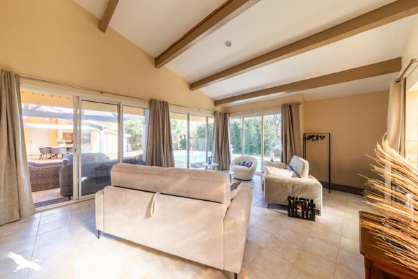 Maison à vendre |  Le Passage |  3 pièces | 226,7 m²