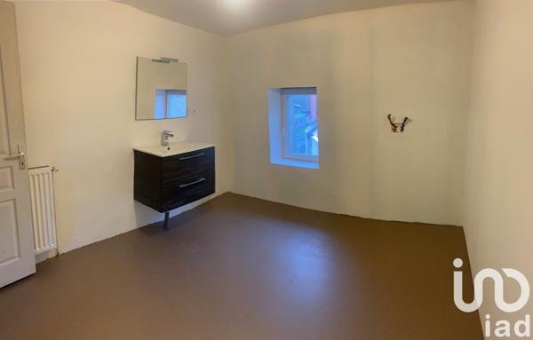 Maison traditionnelle 3 pièces de 99 m² à Vernou-sur-Brenne (37210)