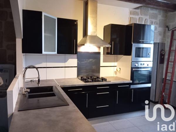 Maison traditionnelle 3 pièces de 99 m² à Vernou-sur-Brenne (37210)