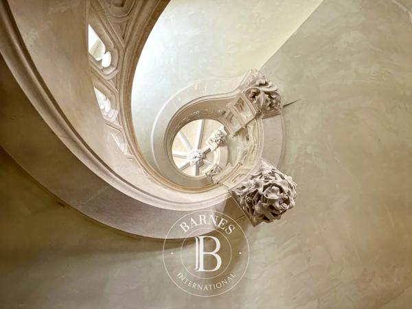 Château-du-Loir, Château 15 Chambres -  680 m² à vendre