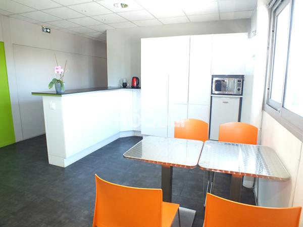 Bureaux comme neuf Avignon zone de l'Amandier
