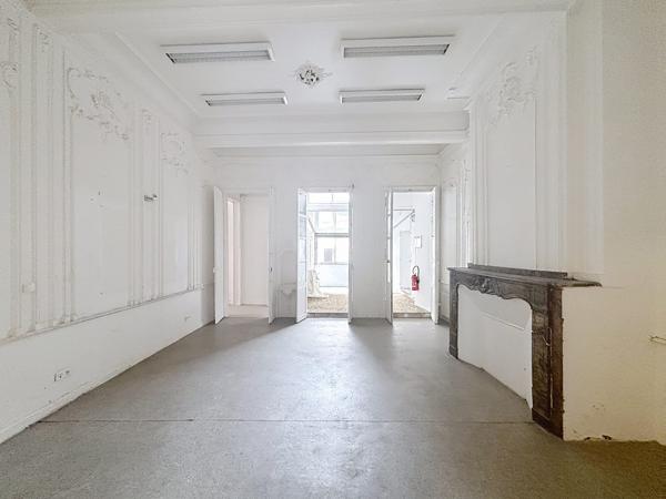 CARMES – Ensemble 500 m² en copropriété (5 lots) – Gros œuvre sécurisé –