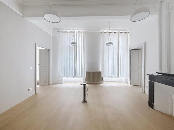 CARMES – Ensemble 500 m² en copropriété (5 lots) – Gros œuvre sécurisé –