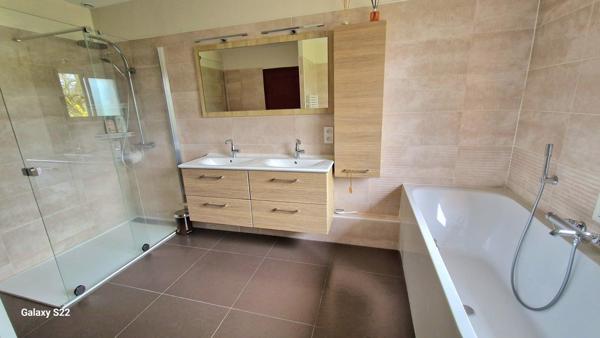 Carcarès-Sainte-Croix (40400) Maison plain-pied 217 m2 - 5 chambres - Piscine - Parc 1,4 hectare - DPE B - Carcares Sainte Croix