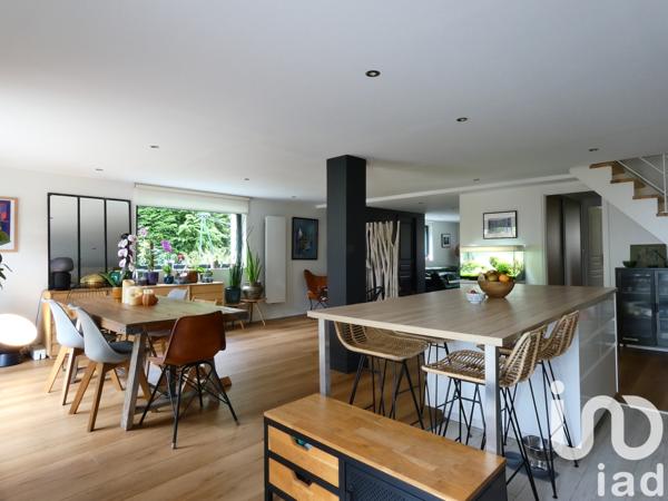 Maison à vendre 6 pièces 176 m² Saint-Léger-en-Yvelines