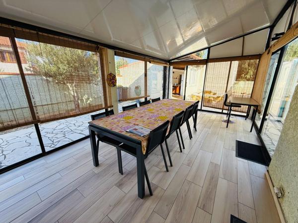 Maison 7 pièces avec piscine et garage