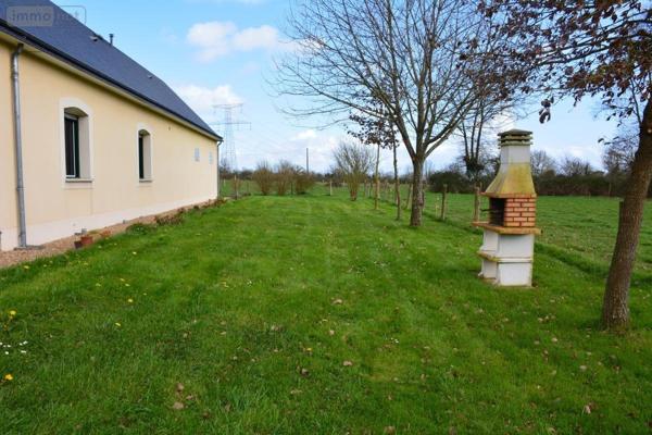 Maison à vendre à Grez-en-Bouère en Mayenne (53290), ref : 53039-355