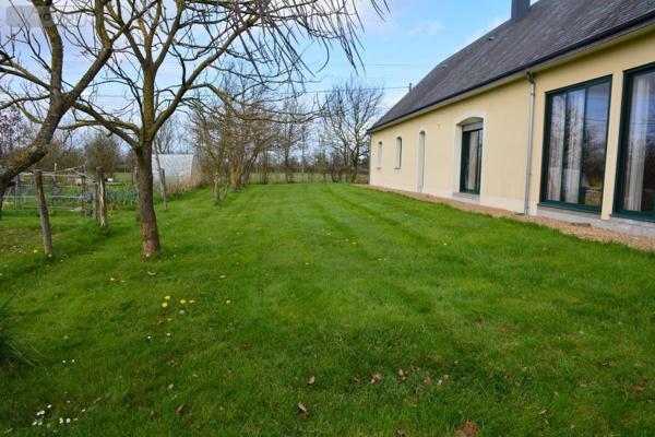 Maison à vendre à Grez-en-Bouère en Mayenne (53290), ref : 53039-355