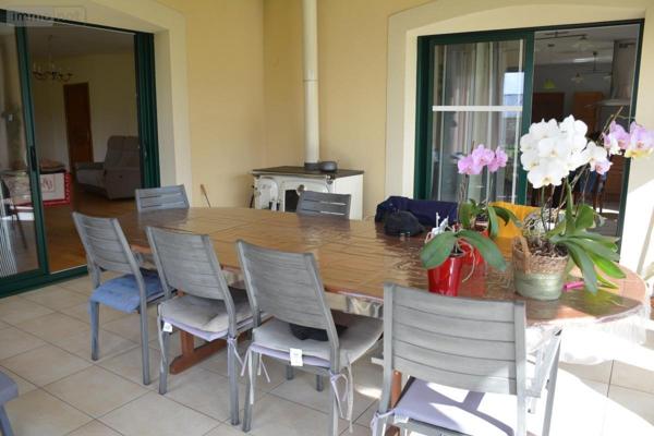 Maison à vendre à Grez-en-Bouère en Mayenne (53290), ref : 53039-355