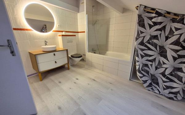 Appartement à louer    2 pièces • 40 m2 Saint-Julien-lès-Metz