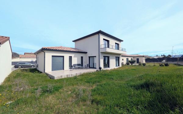 Maison à vendre    5 pièces • 140 m2 Mours-Saint-Eusèbe