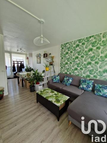 Appartement 4 pièces de 78 m² à Les Ulis (91940)