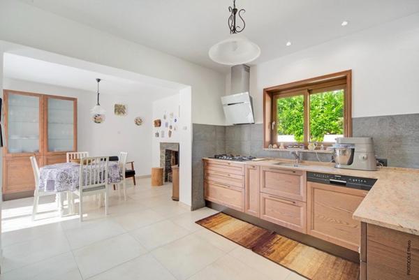 Maison 5 Pièces Plain pied avec Piscine