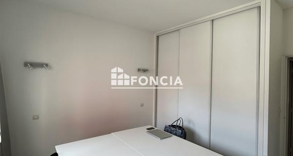 Location Appartement 4 pièces 143.86 m² - Roanne 42300