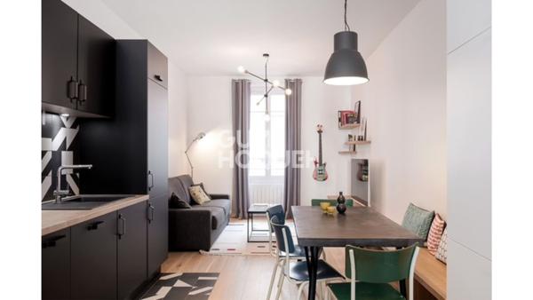 Charmant T2 Place Saint Louis