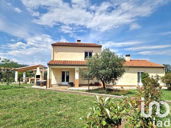 Maison traditionnelle 7 pièces de 165 m² à Céret (66400)