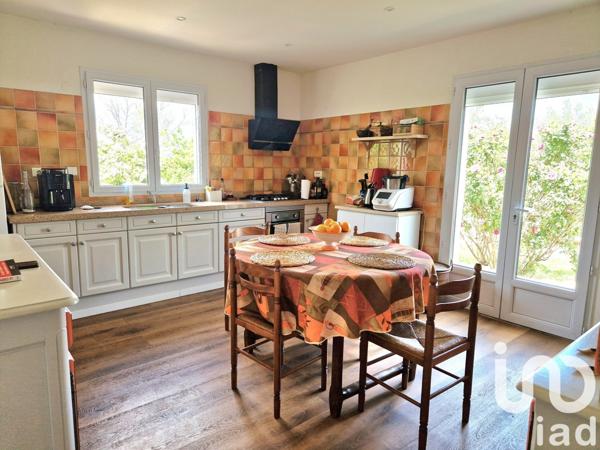 Maison traditionnelle 7 pièces de 165 m² à Céret (66400)