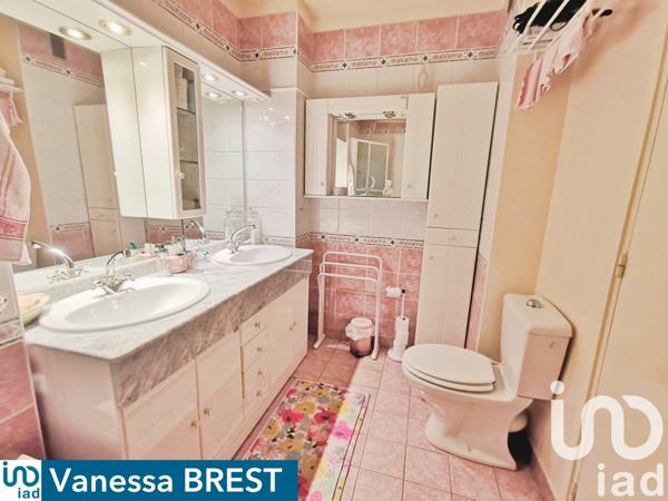 Appartement 4 pièces de 84 m² à Chilly-Mazarin (91380)