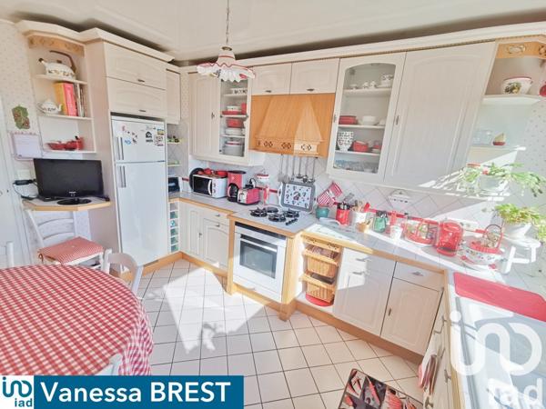 Appartement 4 pièces de 84 m² à Chilly-Mazarin (91380)