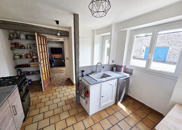Maison ancienne avec du potentiel !