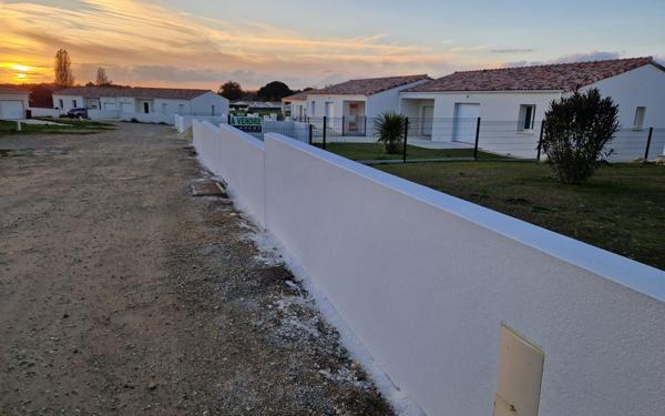 Maison à vendre    4 pièces •  Cravans