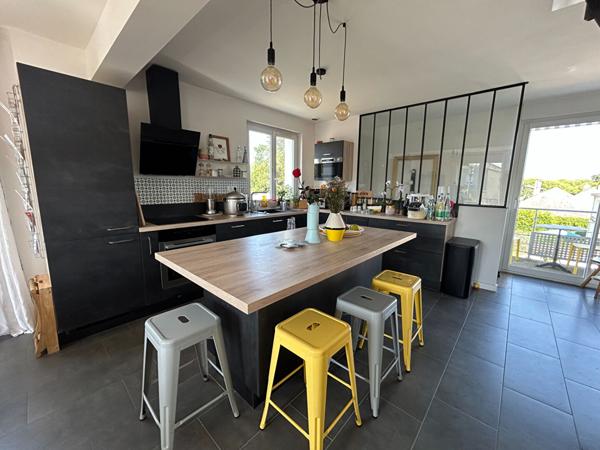 Appartement Saint Marc Sur Mer 5 pièce(s) 105 m2