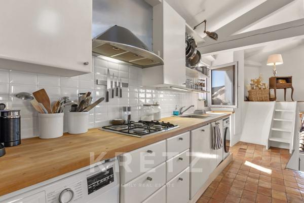 Maison de Maître centre village Tourrettes-Sur-Loup