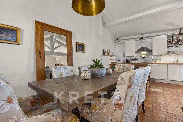 Maison de Maître centre village Tourrettes-Sur-Loup