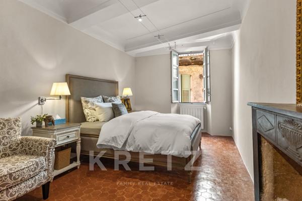 Maison de Maître centre village Tourrettes-Sur-Loup