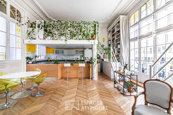 Étage noble traversant esprit loft avec balcon – Place Loulou Gasté