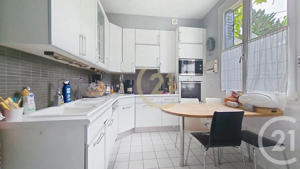 Maison à vendre  9 pièces - 197,43 m 2   HOUILLES  - 78