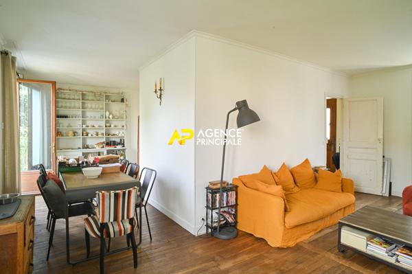 Sartrouville - La Plaine - Maison 9 pièces 140 m² sur 180 m² de parcelle. €549 000 ** - Référence 9454