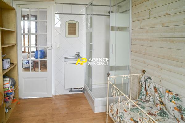 Sartrouville - La Plaine - Maison 9 pièces 140 m² sur 180 m² de parcelle. €549 000 ** - Référence 9454