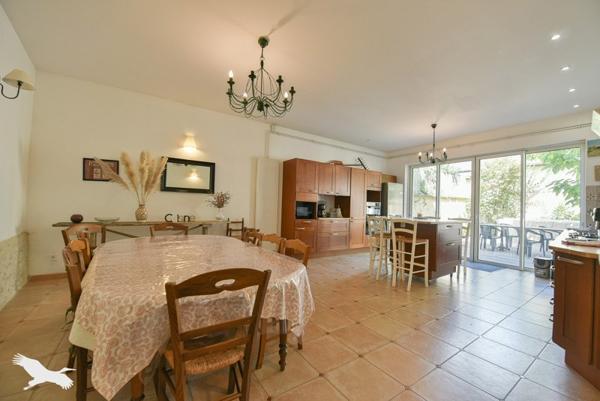 Maison 350 000 € Cour-Cheverny 8 p 201 m² DPE D