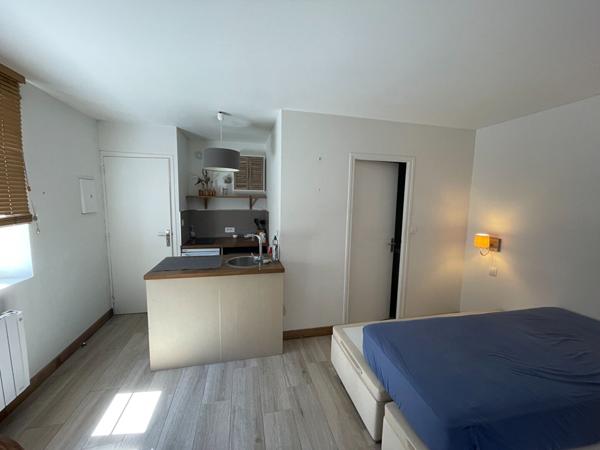 Immeuble Saint-agnant 4 pièce(s)