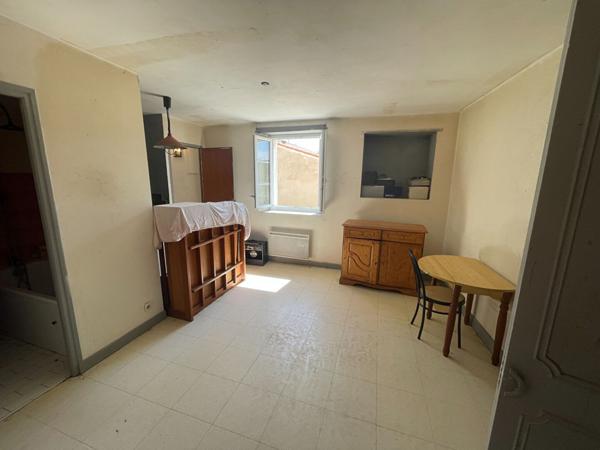 Immeuble Saint-agnant 4 pièce(s)