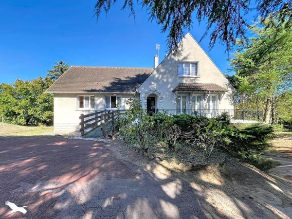 Maison 296 520 € Saint-Aignan 7 p 203 m² DPE B