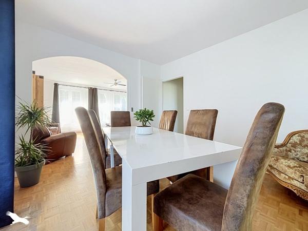 Maison 296 520 € Saint-Aignan 7 p 203 m² DPE B