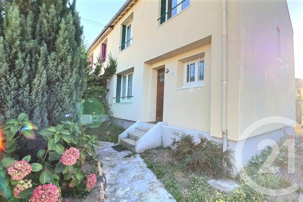 Maison à vendre  4 pièces - 84,37 m 2   VAUJOURS  - 93