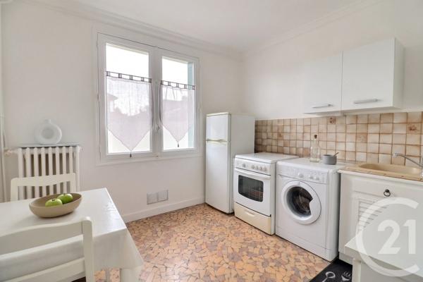 Maison à vendre  4 pièces - 84,37 m 2   VAUJOURS  - 93