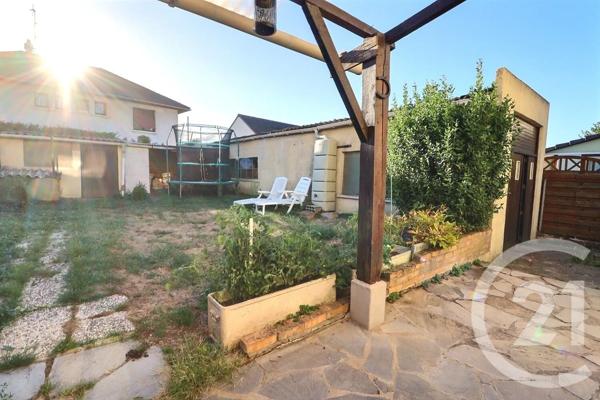 Maison à vendre  4 pièces - 84,37 m 2   VAUJOURS  - 93