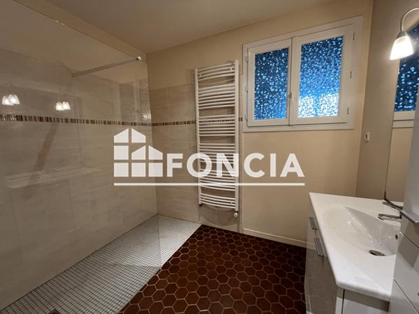 Location Maison 3 pièces 90 m² - 46 AVENUE FRANCOIS DE MALHERBE Niort 79000