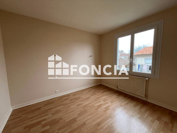 Location Maison 3 pièces 90 m² - 46 AVENUE FRANCOIS DE MALHERBE Niort 79000
