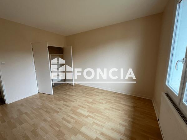 Location Maison 3 pièces 90 m² - 46 AVENUE FRANCOIS DE MALHERBE Niort 79000